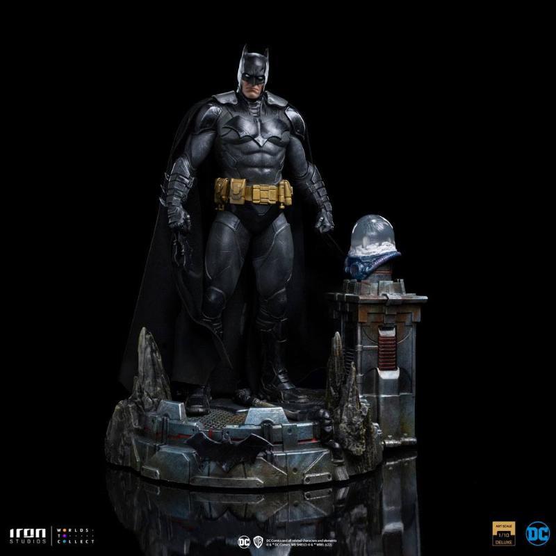 DC Comics Deluxe Art Scale 1/10 Batman Unleashed Iron Studios