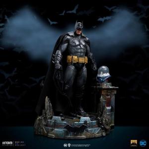 DC Comics Deluxe Art Scale 1/10 Batman Unleashed Iron Studios