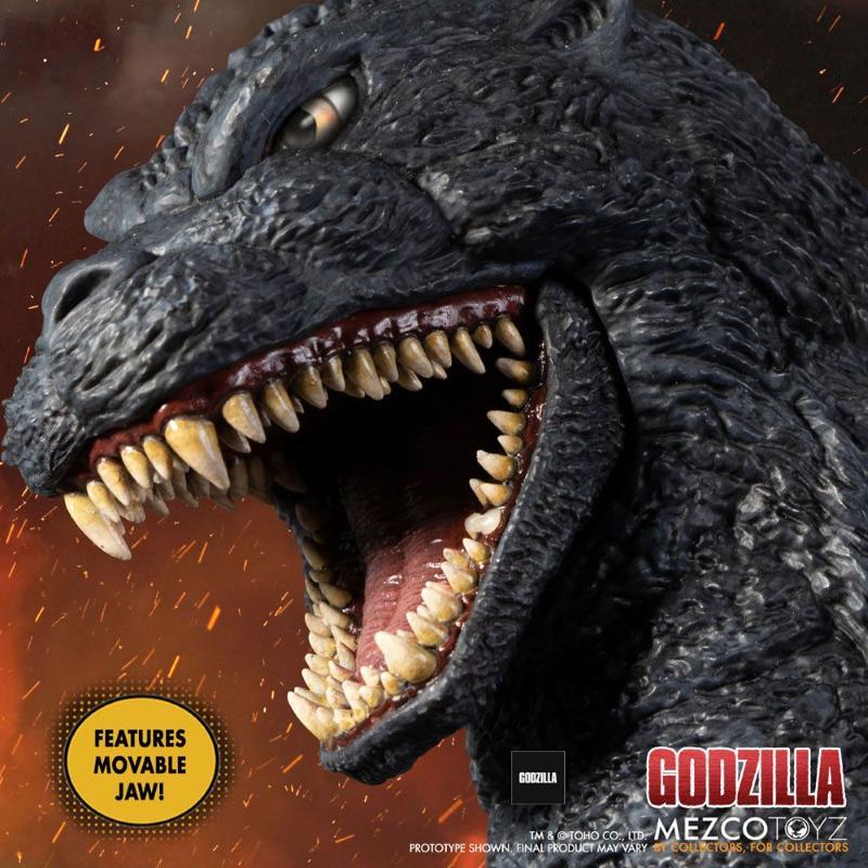 Ultimate Godzilla with Sound & Light Up Mezco Toyz