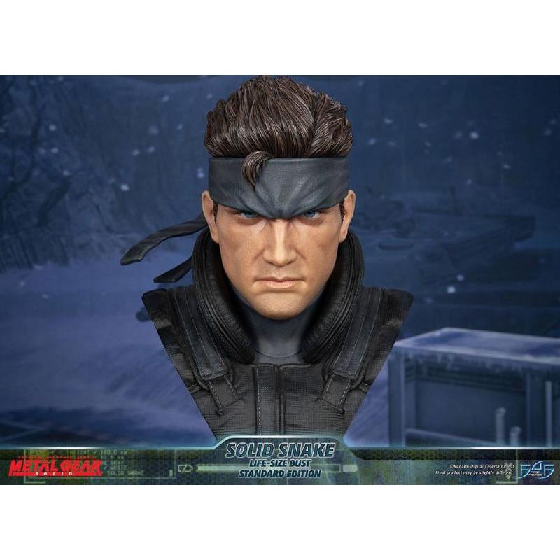 Metal Gear Solid 1/1 Solid Snake First 4 Figures