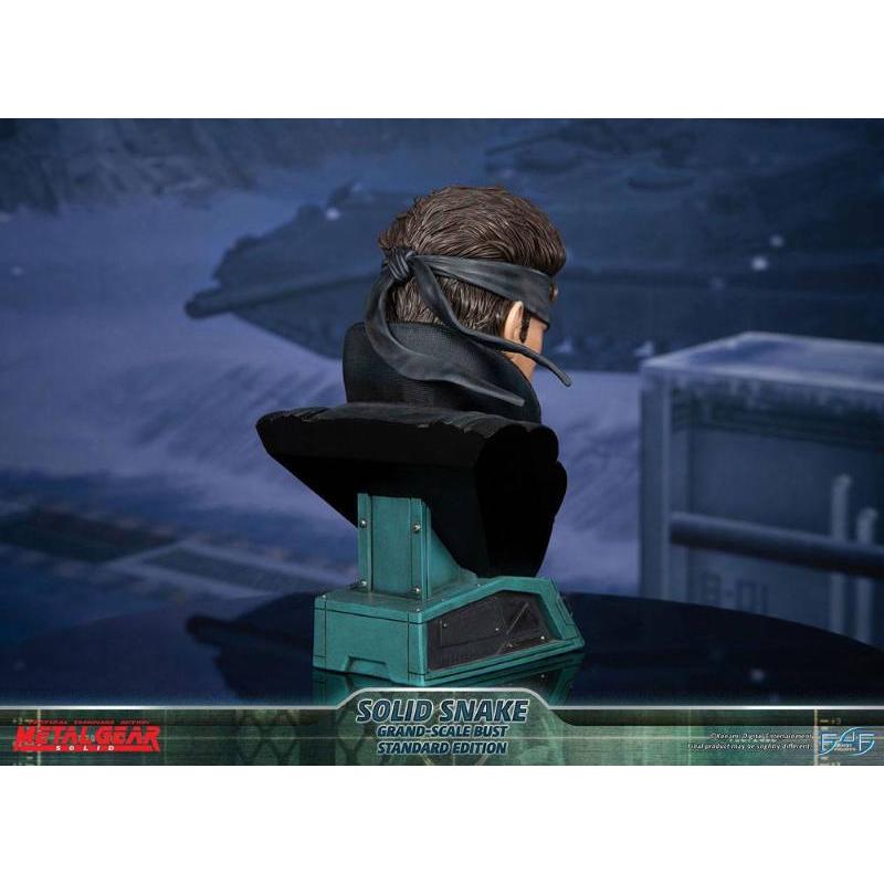 Metal Gear Solid Solid Snake First 4 Figures
