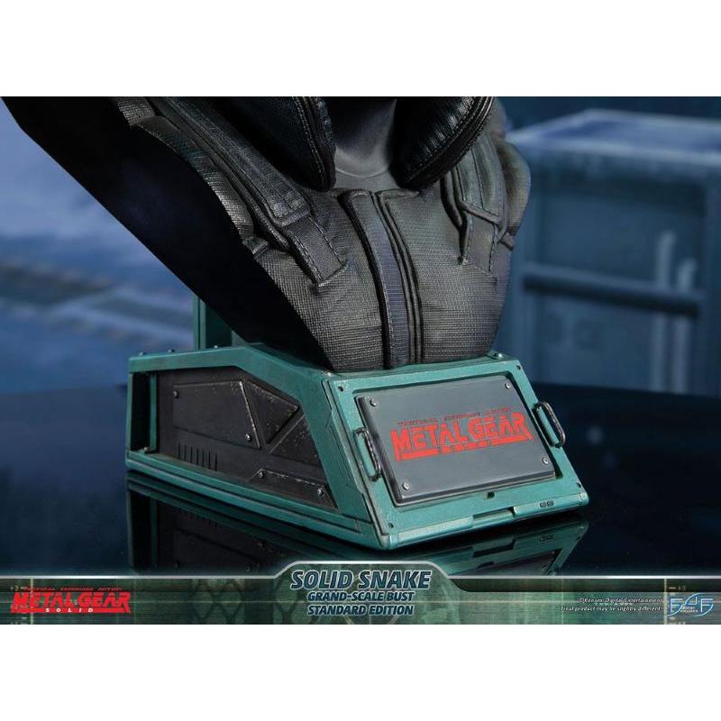 Metal Gear Solid Solid Snake First 4 Figures