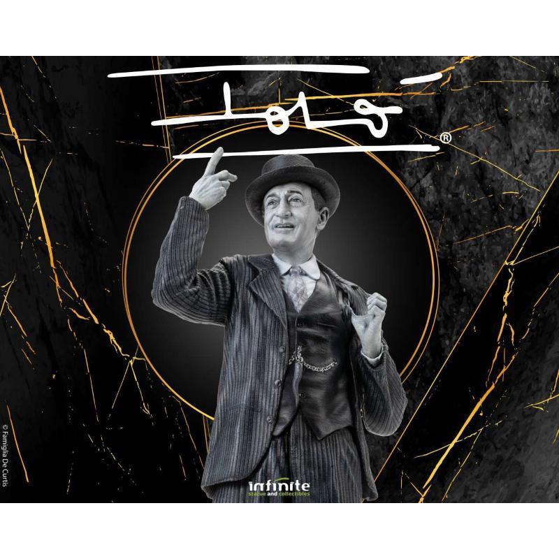 Totò Infinite Statue