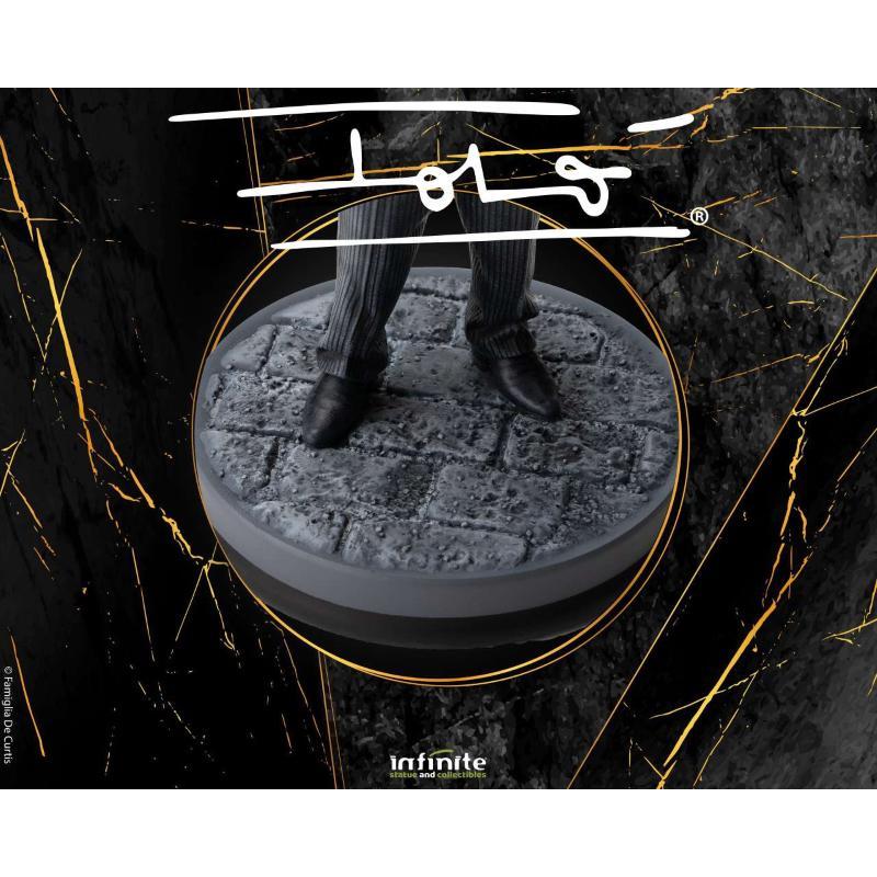 Totò Infinite Statue