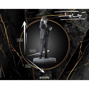 Totò Infinite Statue