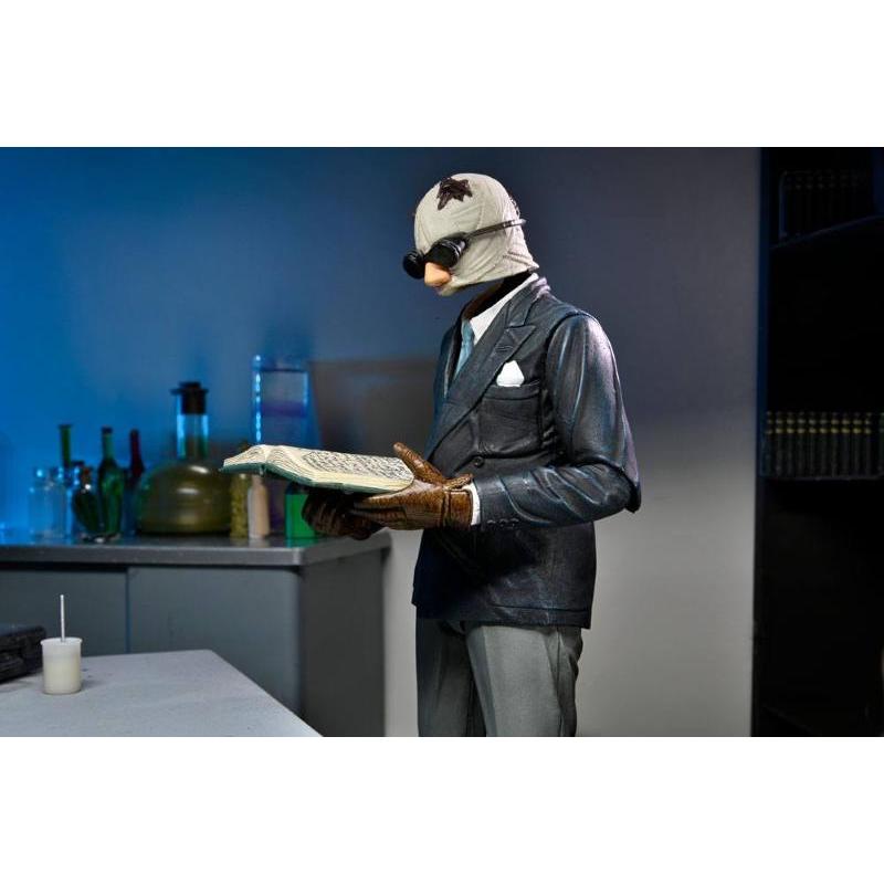Universal Monsters 7" Scale Ultimate The Invisible Man Neca