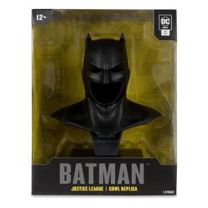 DC Direct 1/3 Batman Cowl Justice League Tactical Suit MCFARLANE TOYS