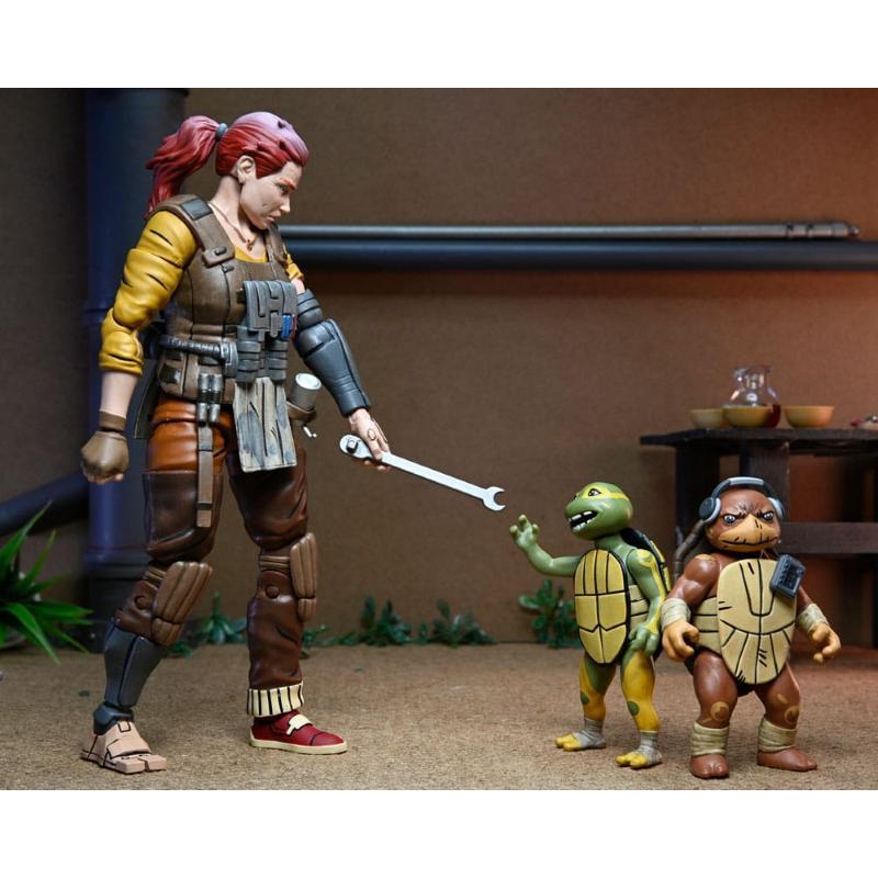 Teenage Mutant Ninja Turtles Grammy April with Baby Yi & Moja NECA