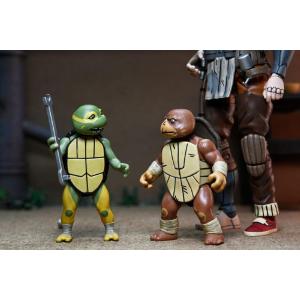 Teenage Mutant Ninja Turtles Grammy April with Baby Yi & Moja NECA