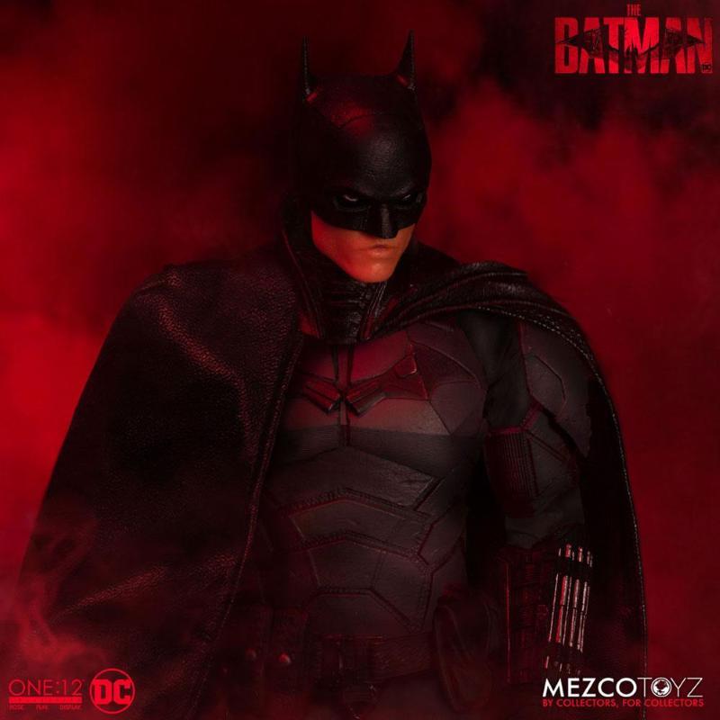 The Batman 1/12 The Batman MEZCO TOYZ