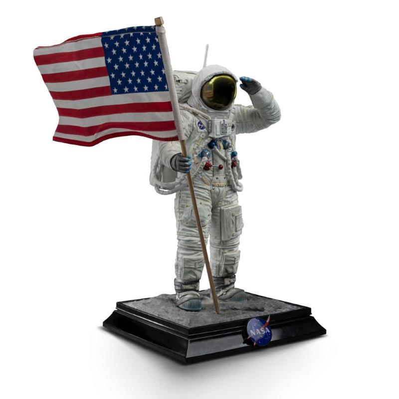 Nasa Art Scale 1/10 Apollo 11 Astronaut Iron Studios