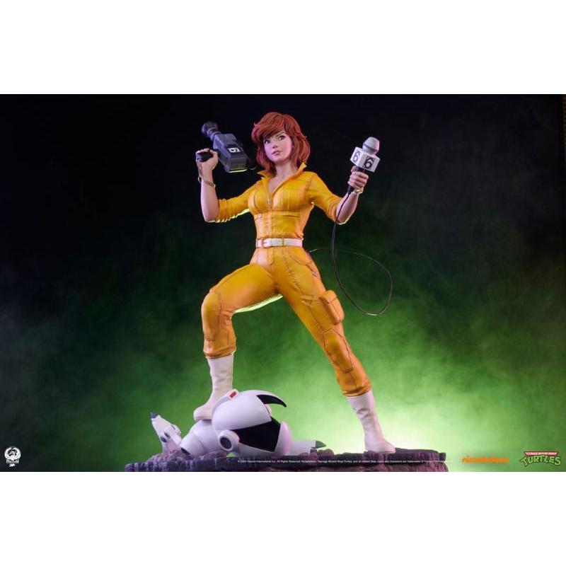 Teenage Mutant Ninja Turtles Premier Series 1/4 April O'Neil Premium Collectibles Studio (PCS)