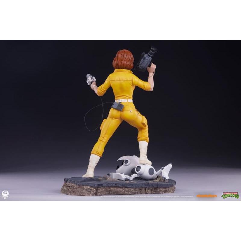 Teenage Mutant Ninja Turtles Premier Series 1/4 April O'Neil Premium Collectibles Studio (PCS)