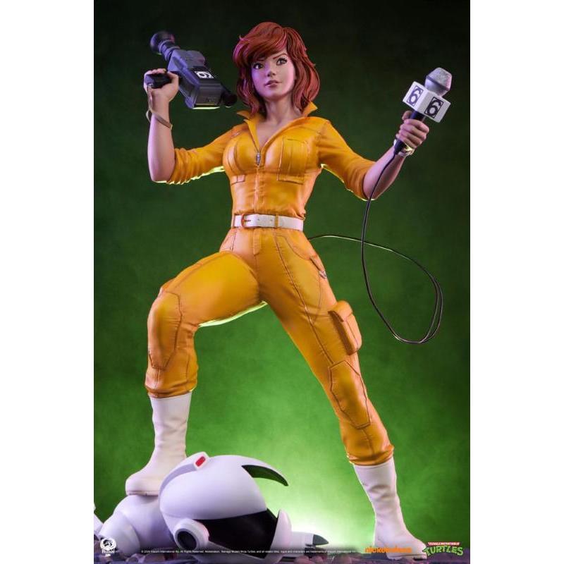 Teenage Mutant Ninja Turtles Premier Series 1/4 April O'Neil Premium Collectibles Studio (PCS)