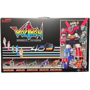 Voltron: Defender Of The Universe 40th Anniversary Collector Set Toynami