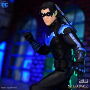 DC Comics One:12 Collective 1/12 Nightwing Mezco Toyz