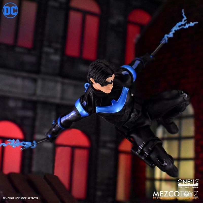 DC Comics One:12 Collective 1/12 Nightwing Mezco Toyz