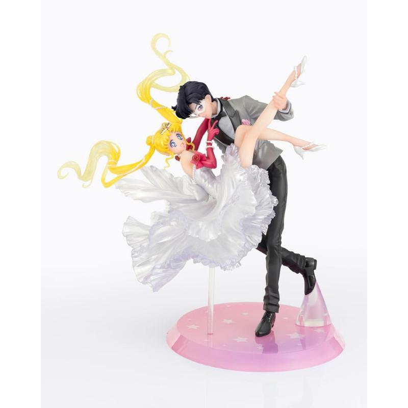 Sailor Moon Figuarts Zero Chouette Usagi & Tuxedo Mask Moonlight Glow Edition Bandai