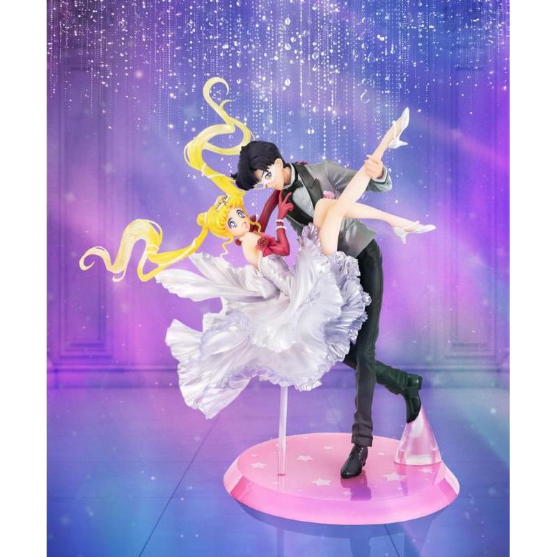 Sailor Moon Figuarts Zero Chouette Usagi & Tuxedo Mask Moonlight Glow Edition Bandai