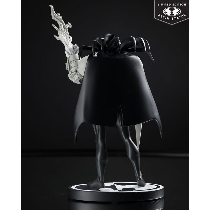 DC Direct Batman: Black & White 1/10 Azrael by Joe Quesada McFarlane TOYS