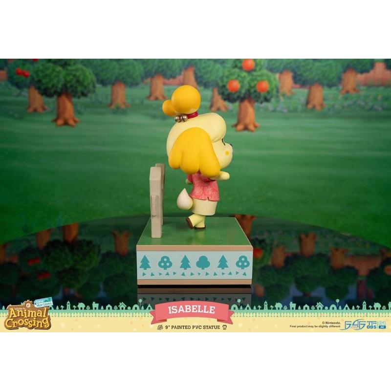 Animal Crossing: New Horizons Isabelle First 4 Figures (F4F)