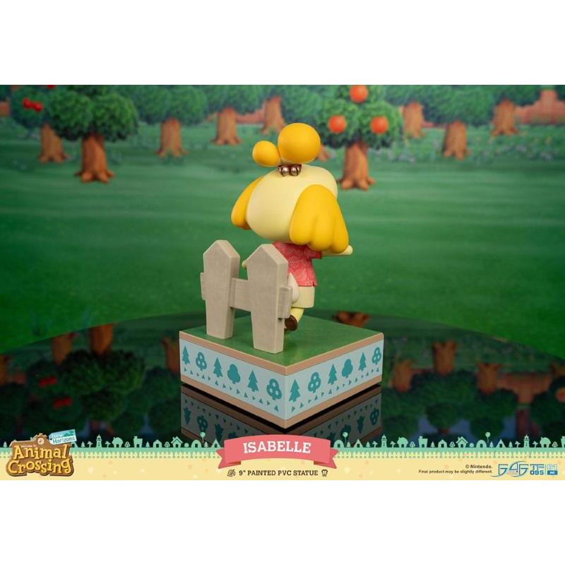 Animal Crossing: New Horizons Isabelle First 4 Figures (F4F)
