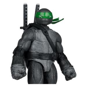 Ninja Turtles Leonardo With Comic Black White & Green Variant McFarlane Toys