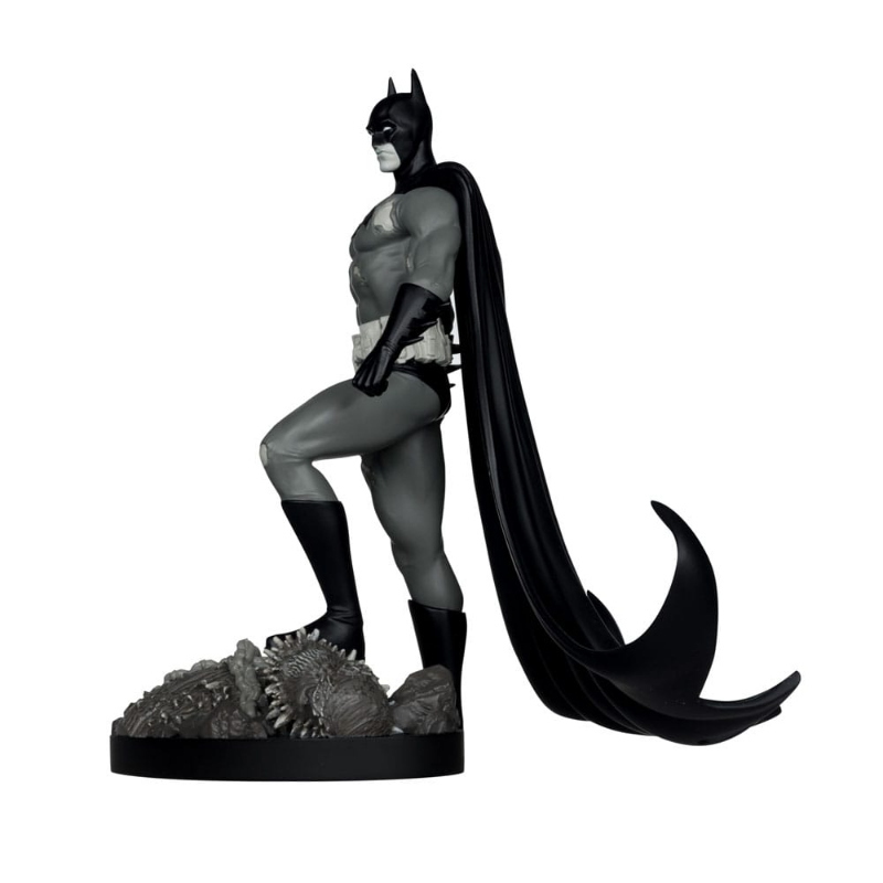 DC Comics - Batman Black & White 1/10 Statua by Bjorn Barends 19 cm McFarlane