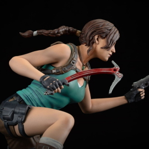 Tomb Raider - Statua Lara Croft 24 cm Dark Horse
