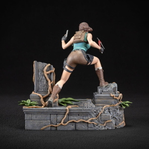 Tomb Raider - Statua Lara Croft 24 cm Dark Horse