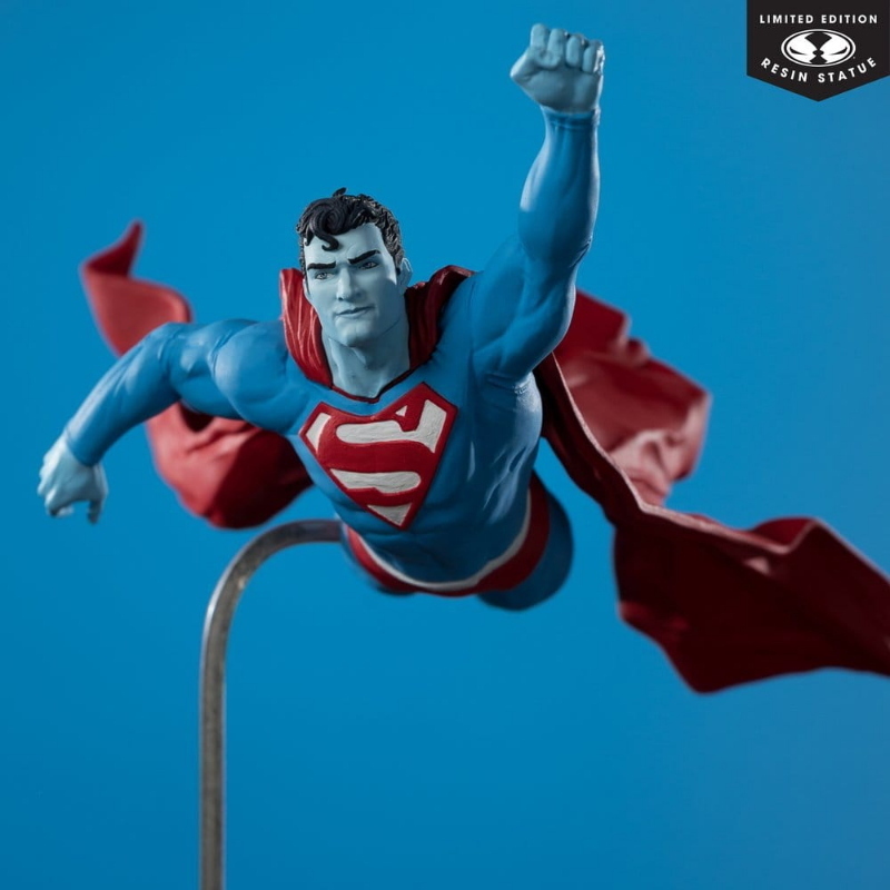 DC Comics - Red & Blue by Lee Bermejo DC Direct Superman McFarlane Toys