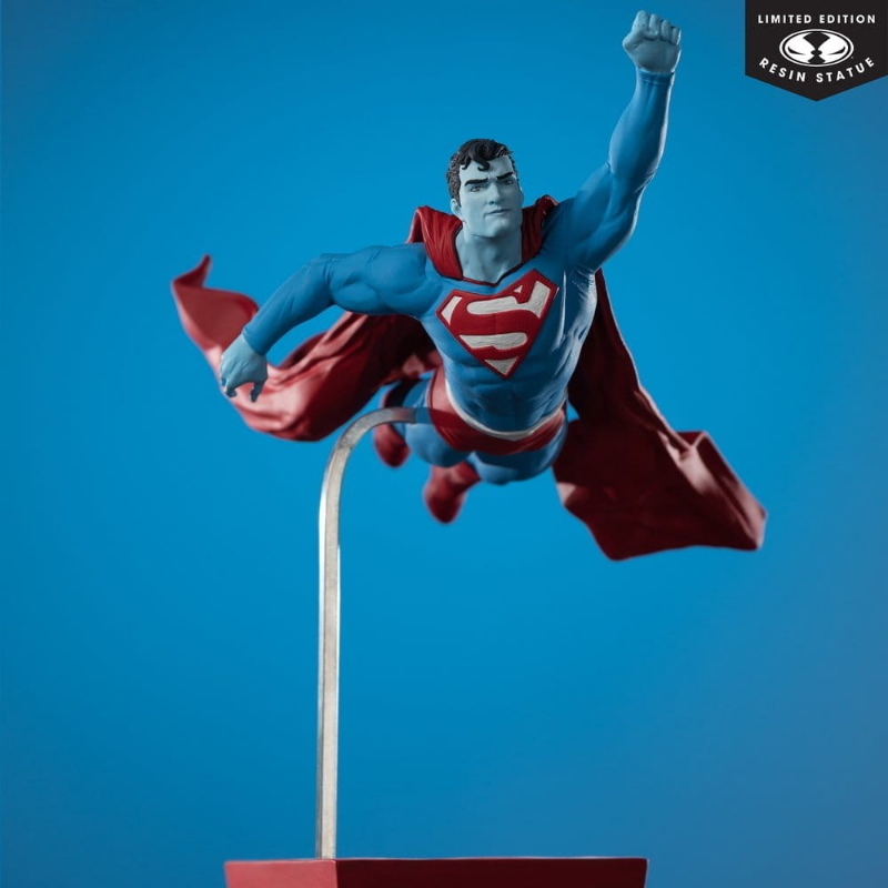 DC Comics - Red & Blue by Lee Bermejo DC Direct Superman McFarlane Toys