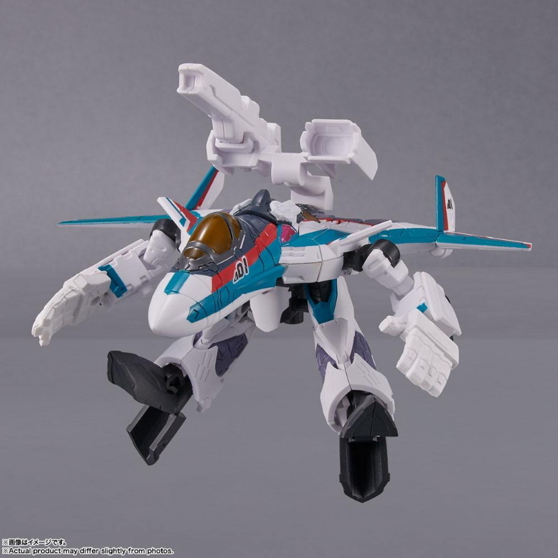 Macross Delta - VF-31 Siegfried & Mikumo Guynemer Tiny Session Bandai