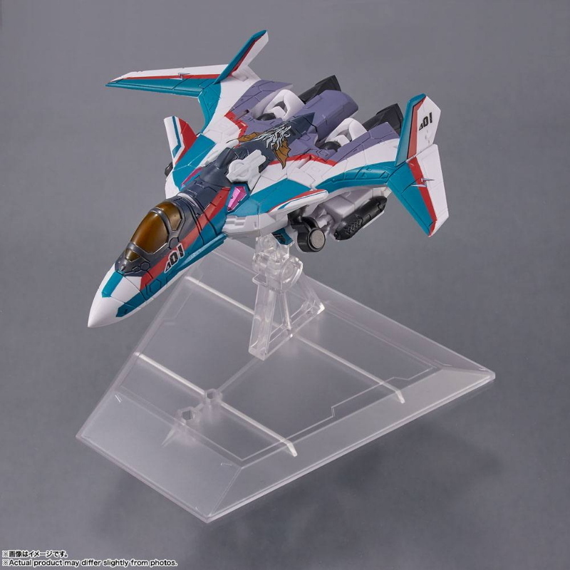Macross Delta - VF-31 Siegfried & Mikumo Guynemer Tiny Session Bandai