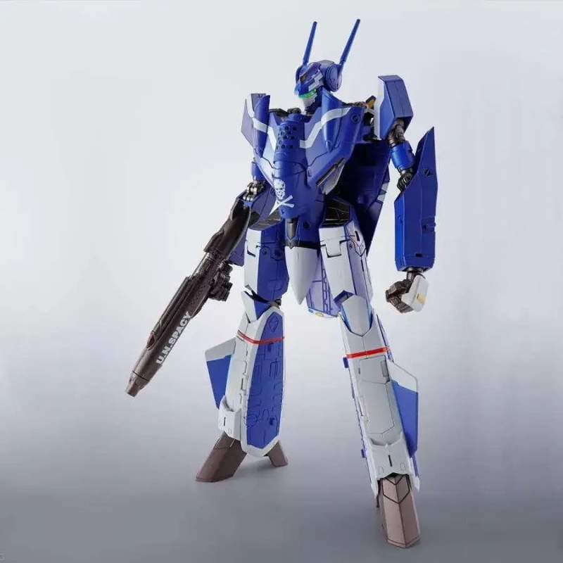 Macross Zero - Roy Focker Genius Blue VF-0S Phoenix Hi-Metal R Bandai