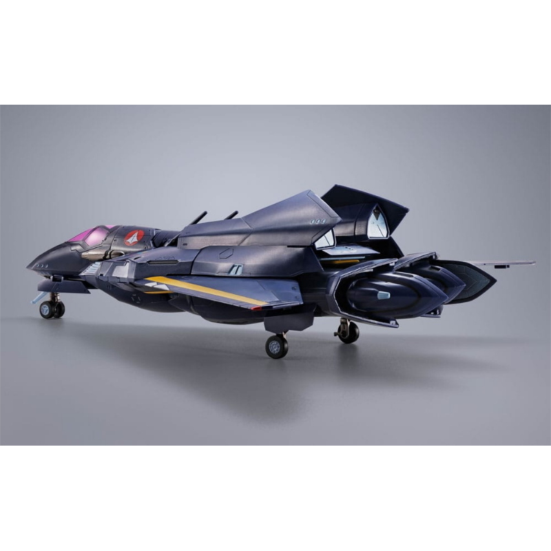 Macross - VF-17S Nightmare Gamlin DX Chogokin Bandai