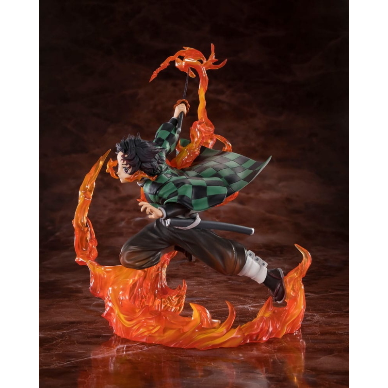 Demon Slayer - Kyojuro Rengoku's Sword Guard Tanjiro Kamado Figuarts ZERO Bandai