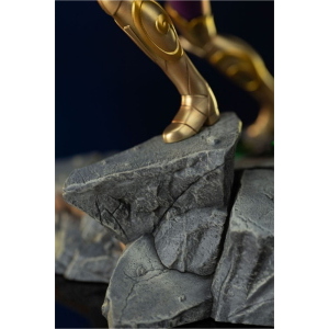 Saint Seiya - Deluxe Capricorn Shura Art Scale Iron Studios