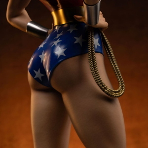 DC Comics - Trinity Legacy Replica 1/4 Statua Wonder Woman Alex Ross Iron Studios