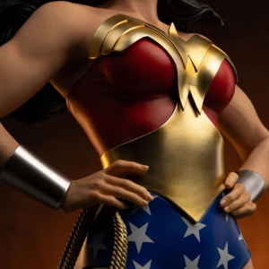 DC Comics - Trinity Legacy Replica 1/4 Statua Wonder Woman Alex Ross Iron Studios
