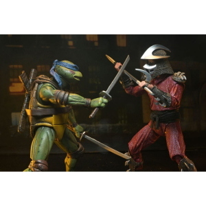 Teenage Mutant Ninja Turtles - 1990 Movie Action Figure 2-Pack Shredder vs Leonardo NECA