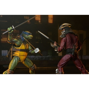 Teenage Mutant Ninja Turtles - 1990 Movie Action Figure 2-Pack Shredder vs Leonardo NECA