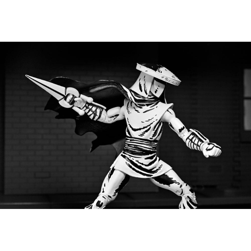 Teenage Mutant Ninja Turtles - Mirage Comics Action Figure Elite Foot Ninja Guard Black & White NECA