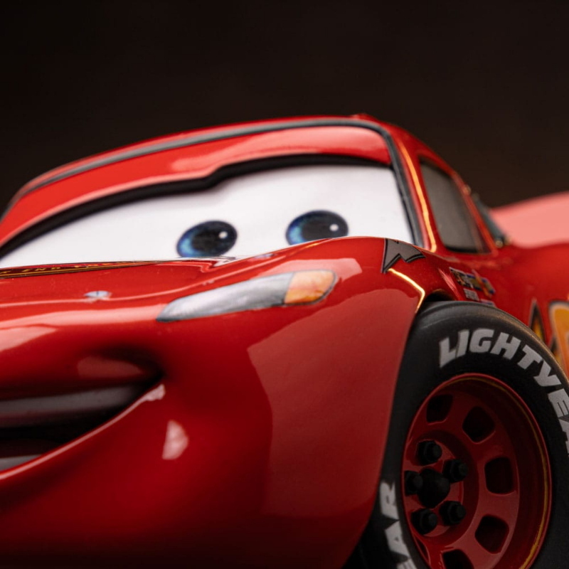 Cars - Lightning McQueen Art Scale 1/10 Iron Studios