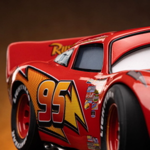 Cars - Lightning McQueen Art Scale 1/10 Iron Studios