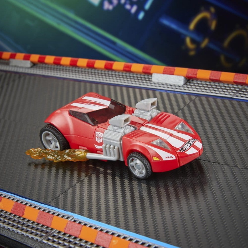 Transformers - Hot Wheels Twin Mill Deluxe Class Transformers Collaborative Hasbro