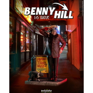 The Benny Hill Show - Fred Scuttle 1/6 Infinite Statue