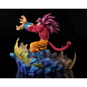 Dragon Ball - Daima Son Goku Super Saiyan 4 Figuarts ZERO Bandai