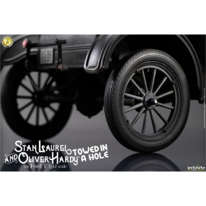 Laurel & Hardy - Towed in a Hole Ford Model T Limited Edition 1/12 Infinite Statue